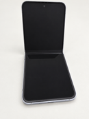 Samsung Galaxy Z Flip6 256GB – aufgeklappt, Reflexionen bearbeitet